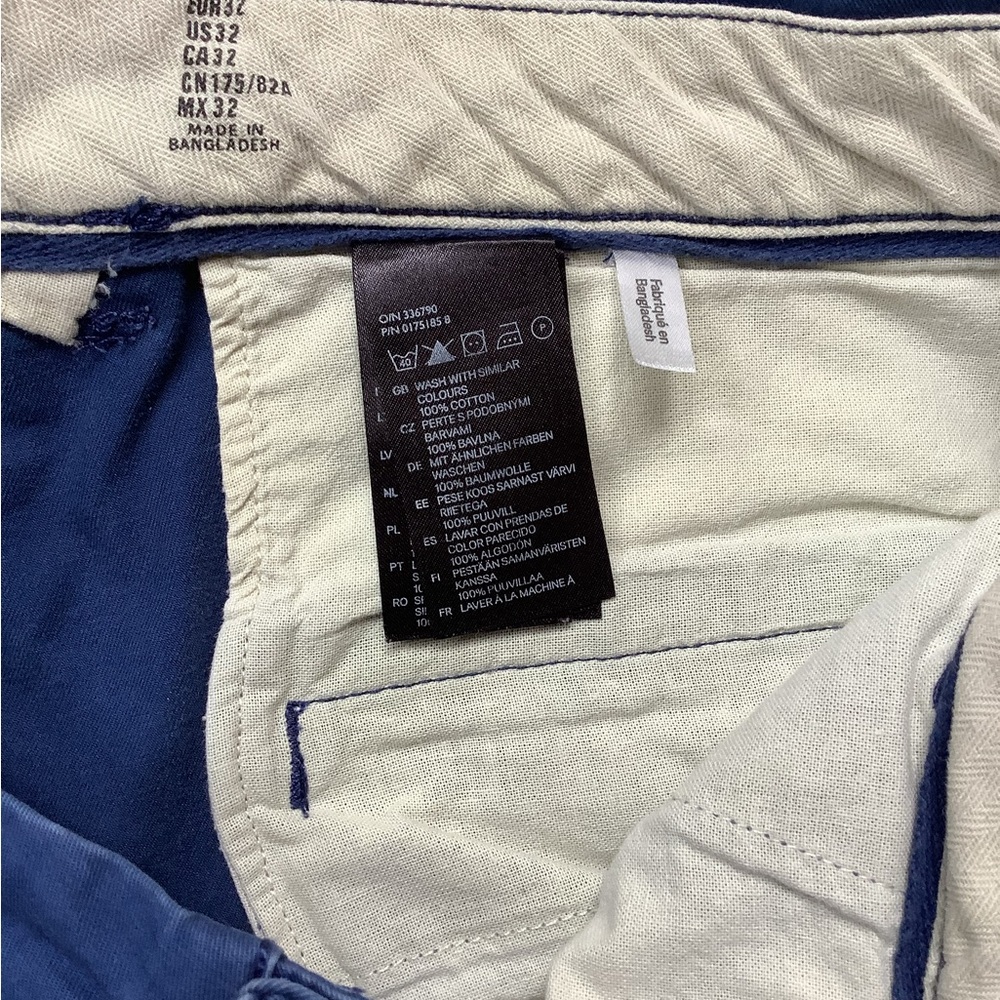Men’s L.O.G.G. Shorts - Picture 3 of 5